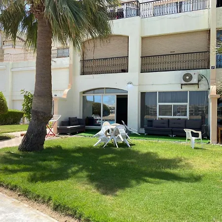 Dream Village Beachfront Apartments Durat  Alarous Exterior photo